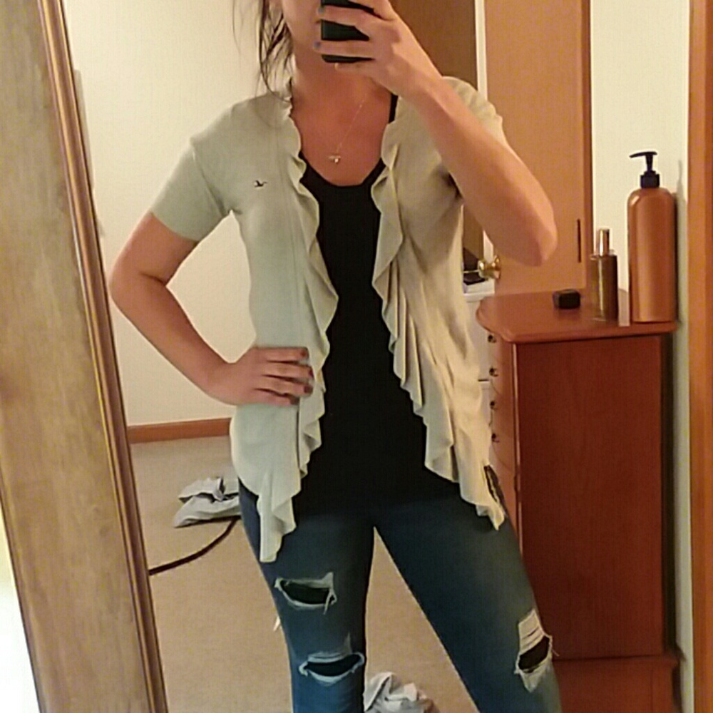 Hollister cardigan/sweater
